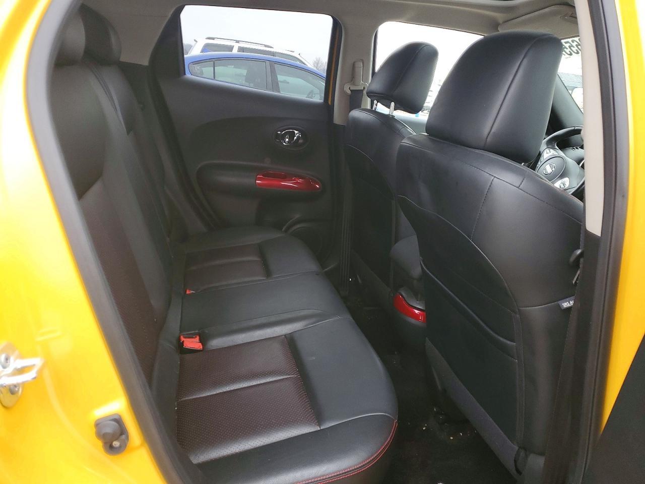 2015 NISSAN Juke
