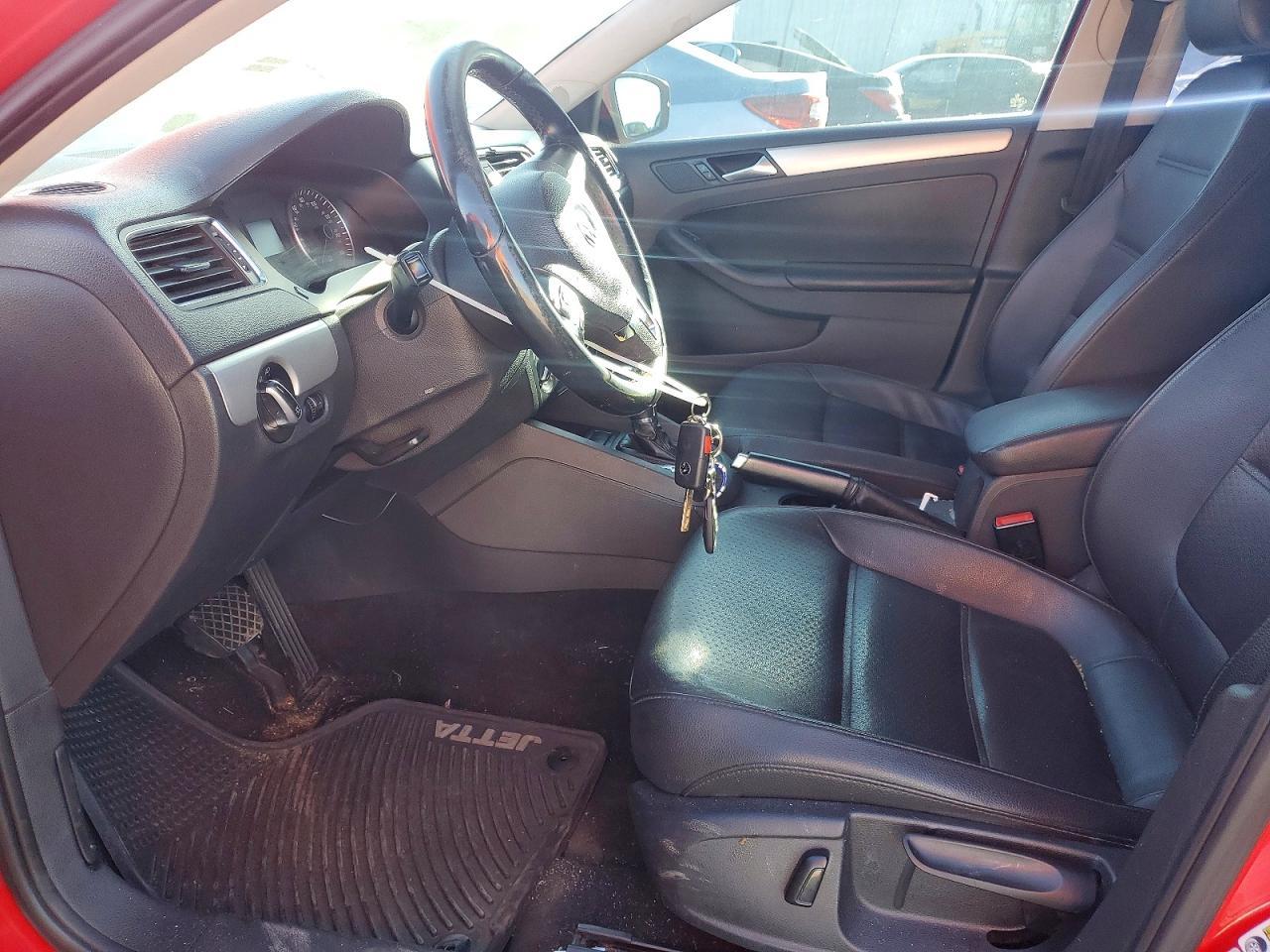 2013 VOLKSWAGEN JETTA
