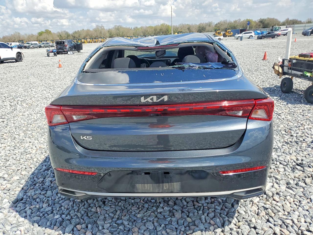 2023 KIA K5