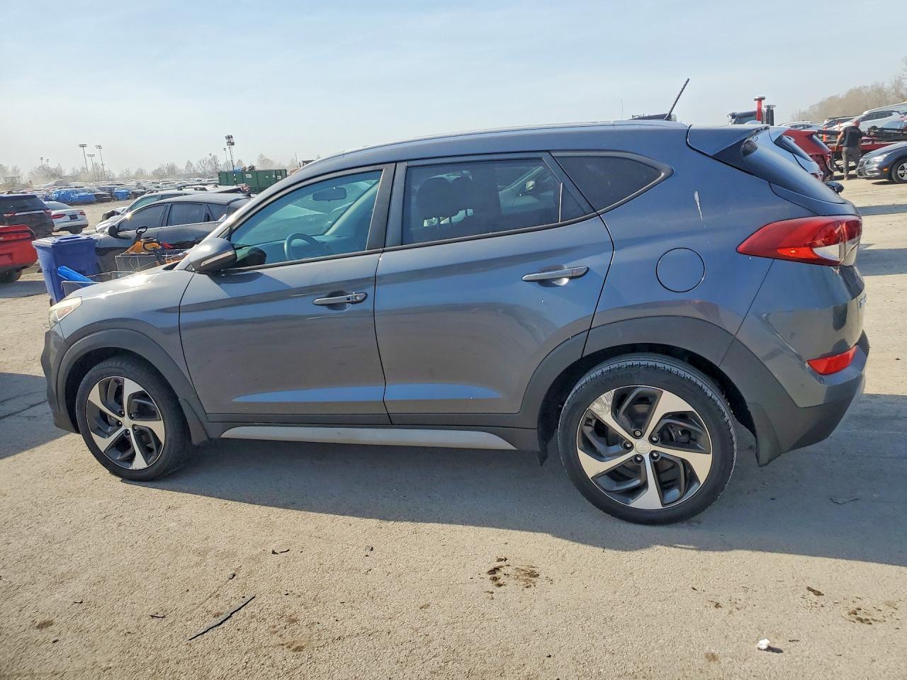 2017 HYUNDAI TUCSON