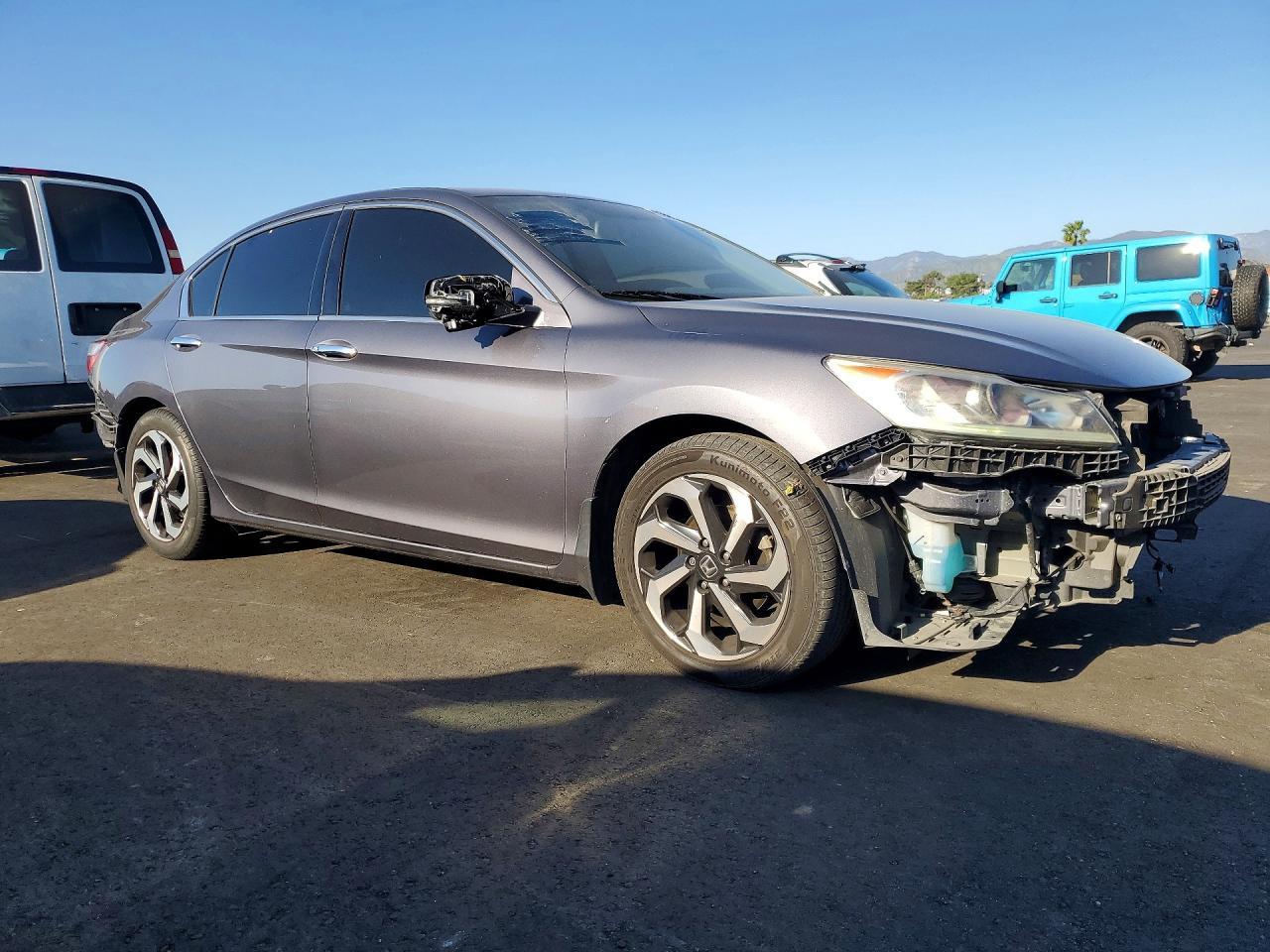 2016 HONDA ACCORD