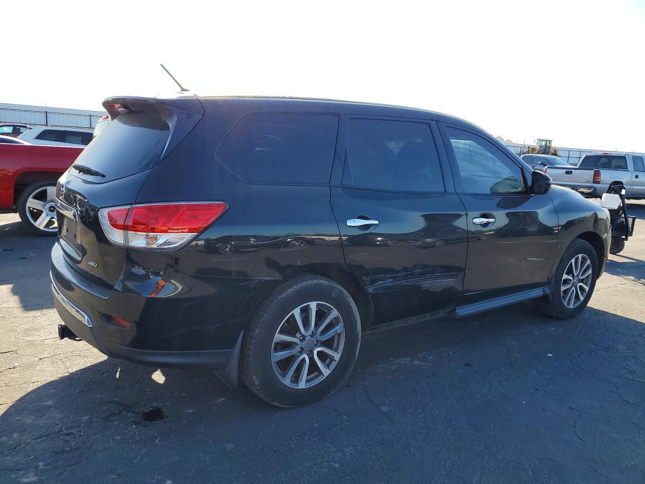 2015 NISSAN PATHFINDER