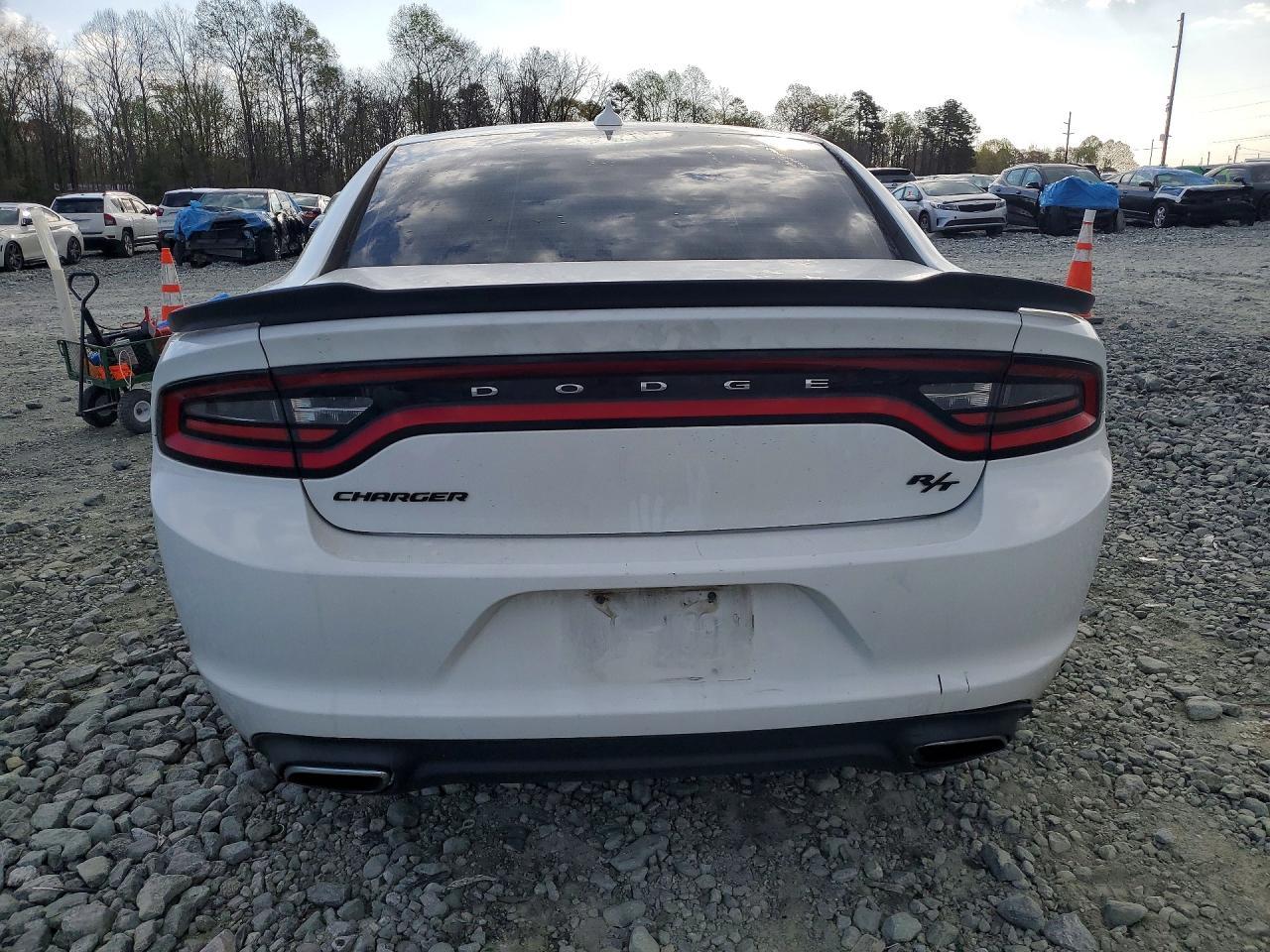 2016 DODGE CHARGER