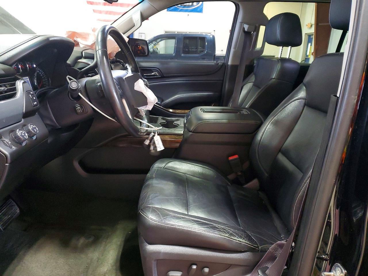 2015 CHEVROLET Suburban