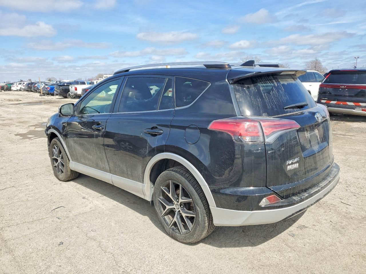 2016 TOYOTA RAV4