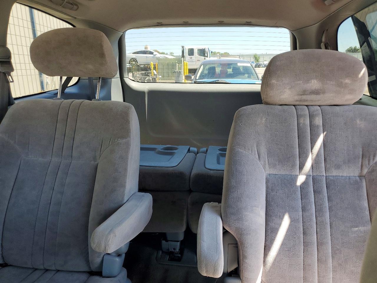 2001 TOYOTA SIENNA