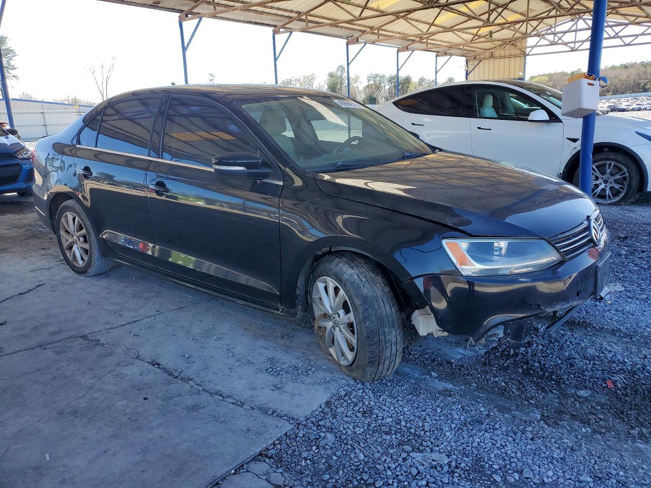 2013 VOLKSWAGEN JETTA