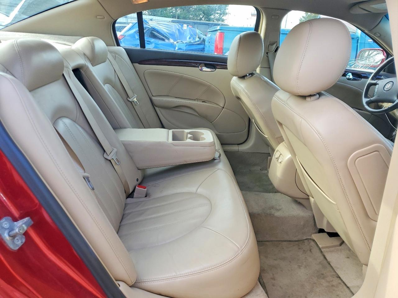 2010 BUICK Lucerne