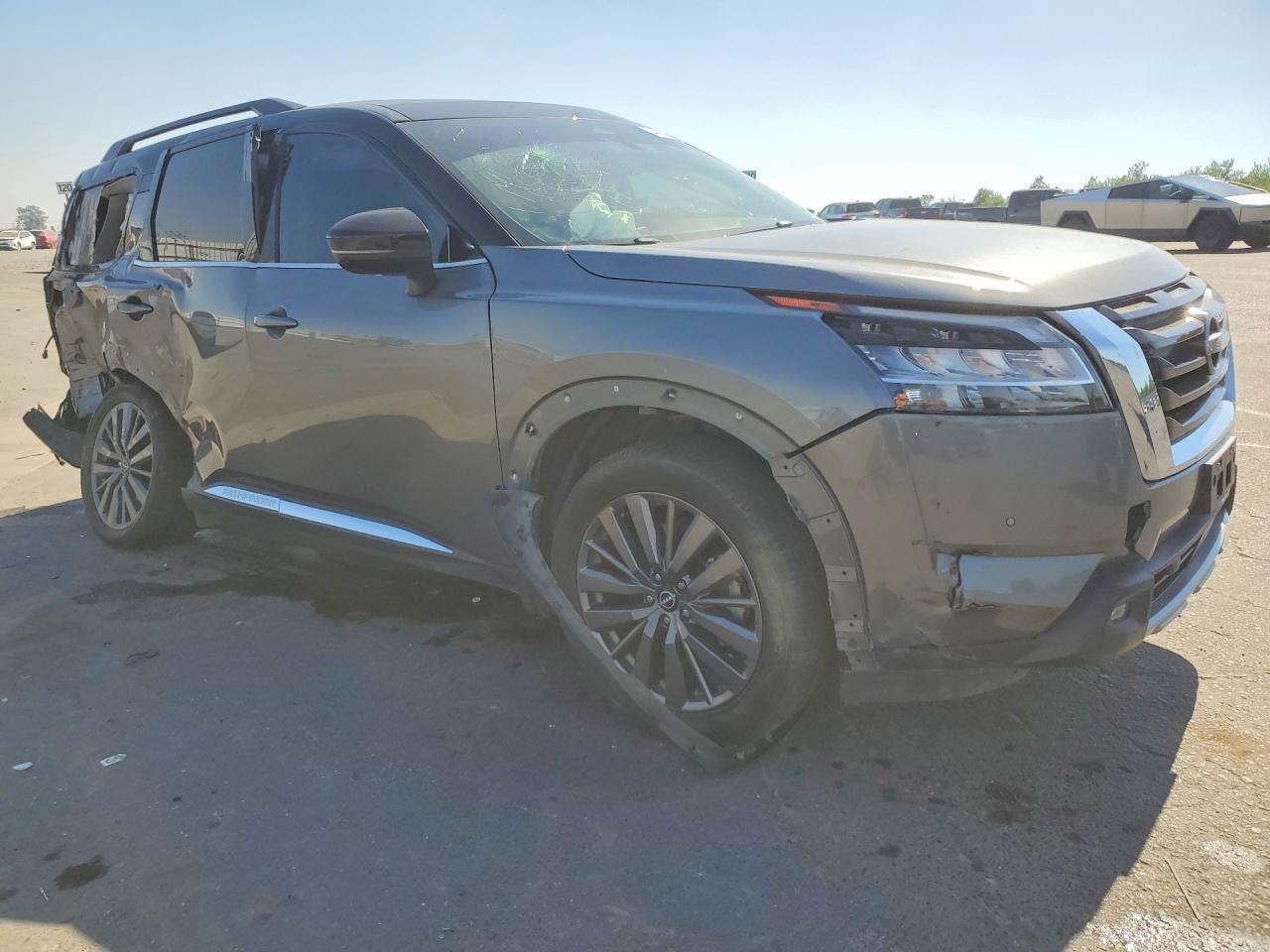 2022 NISSAN PATHFINDER