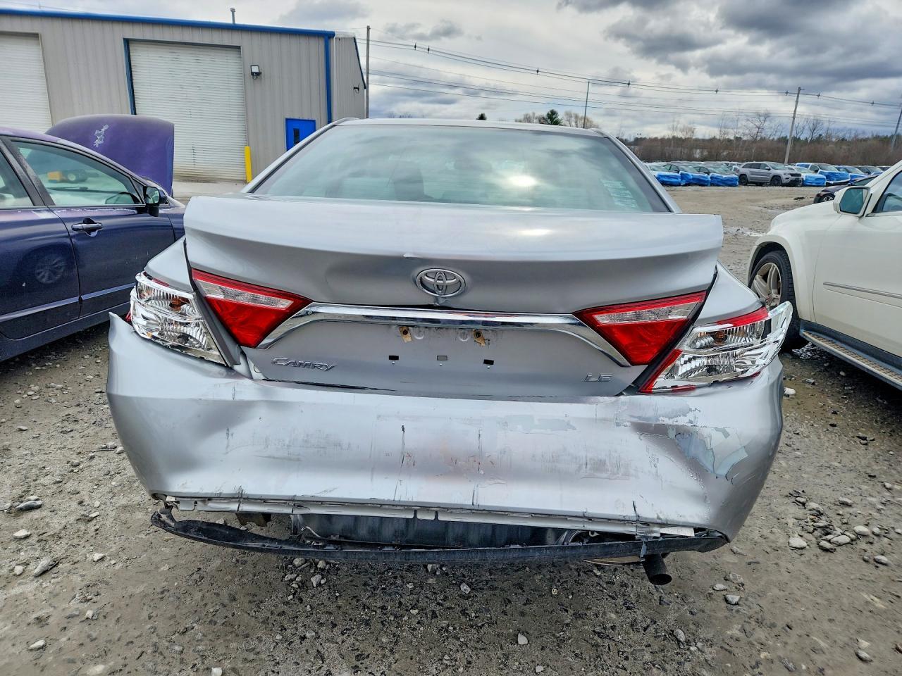 2017 TOYOTA CAMRY