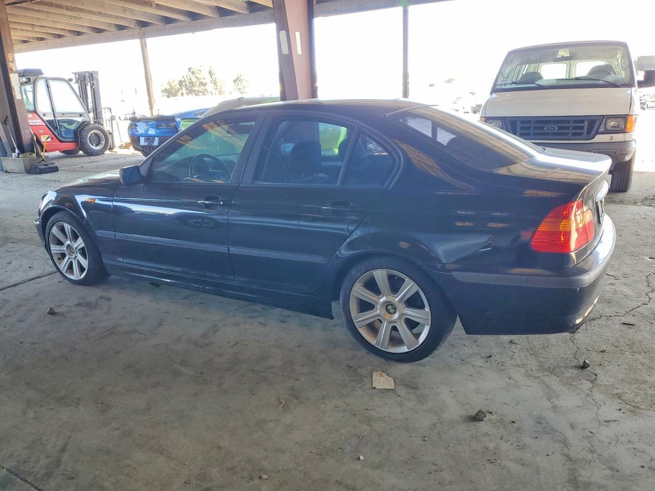 2002 BMW 3 SERIES