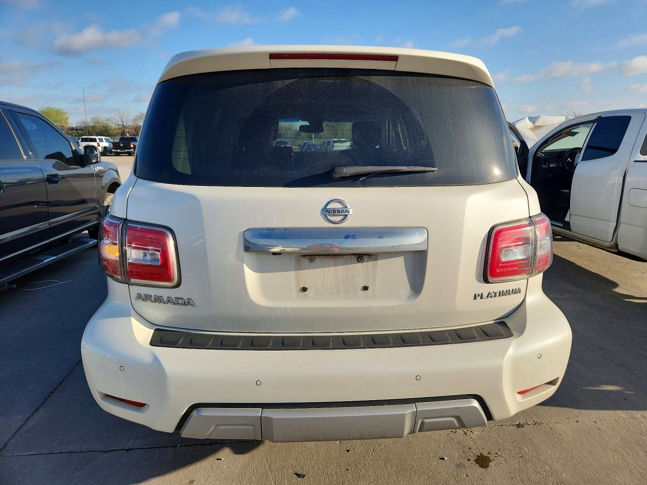 2017 NISSAN Armada