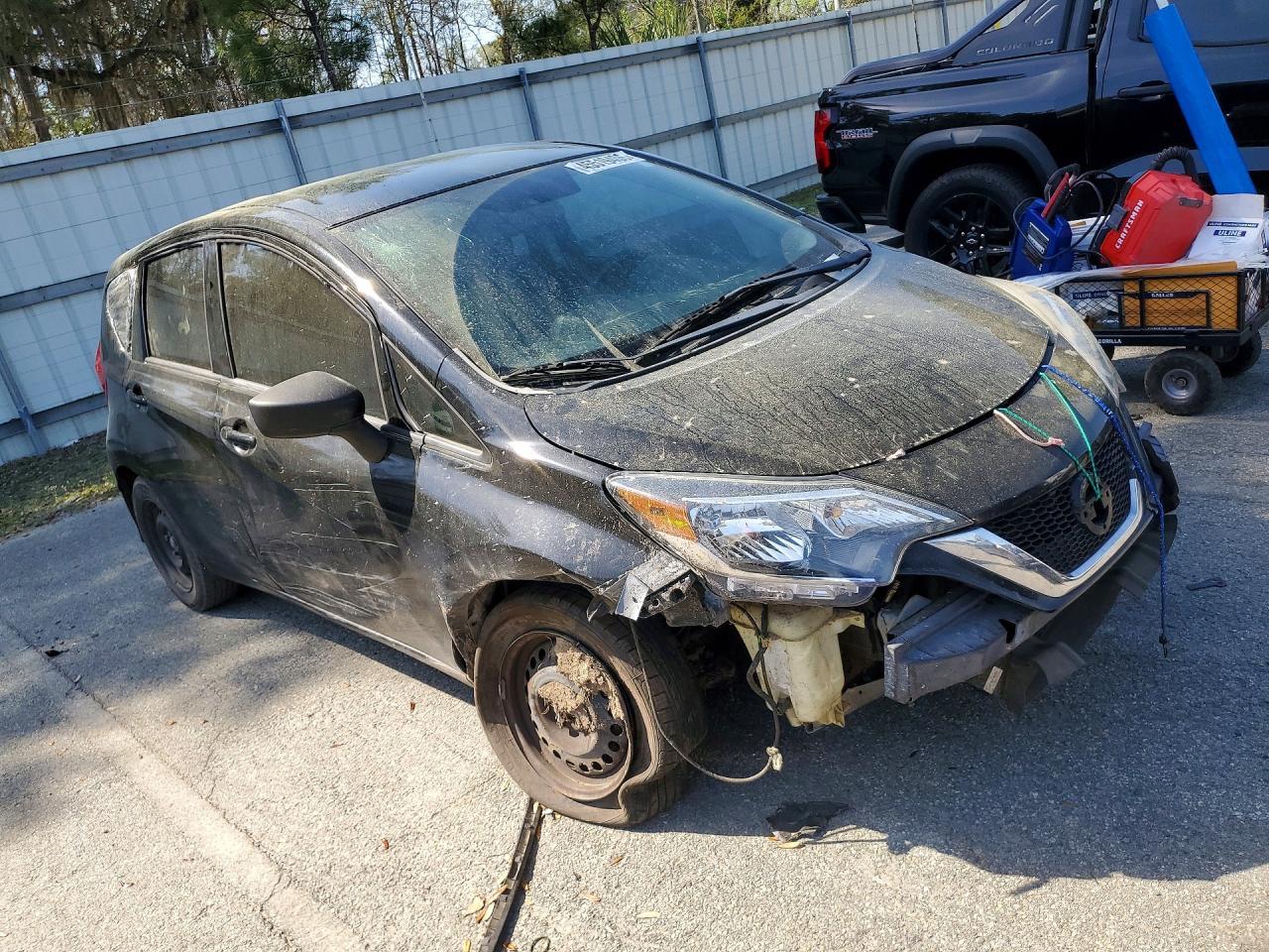 2017 NISSAN Versa Note