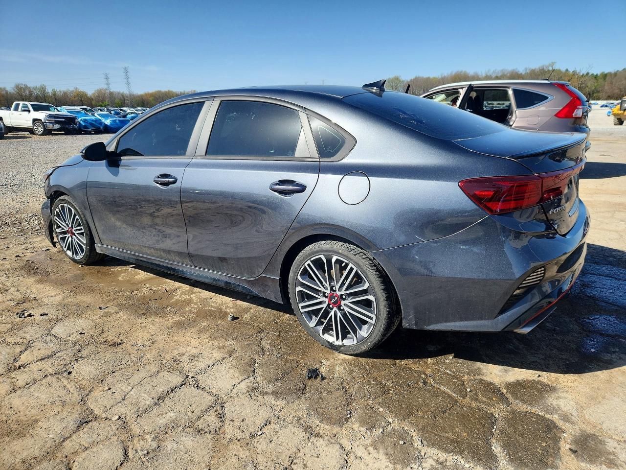 2023 KIA FORTE