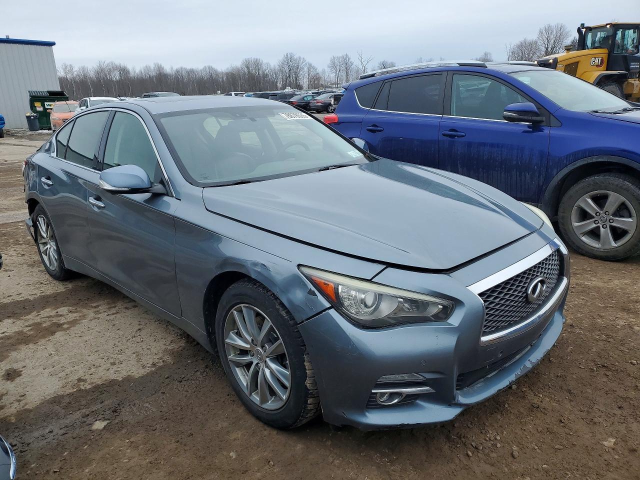 2016 INFINITI Q50
