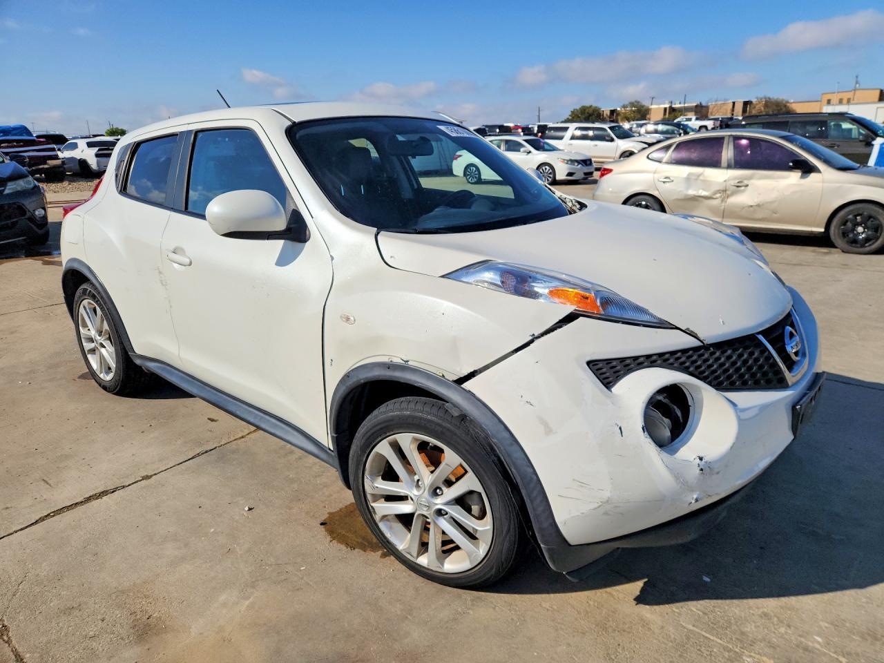 2013 NISSAN Juke