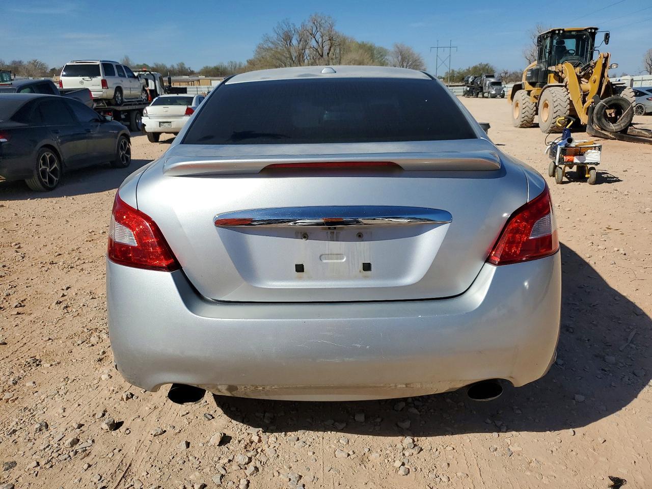 2010 NISSAN Maxima