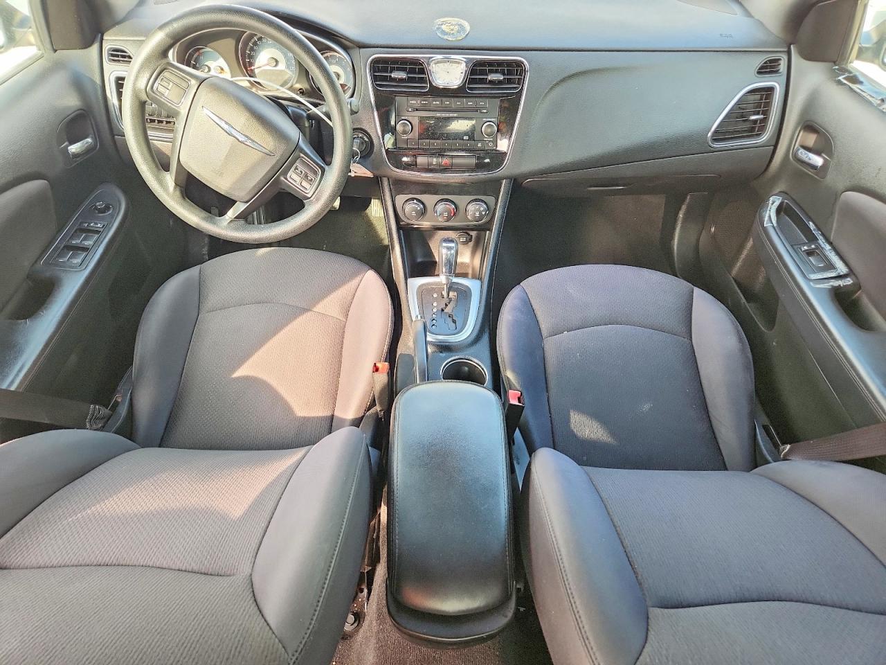 2014 CHRYSLER 200