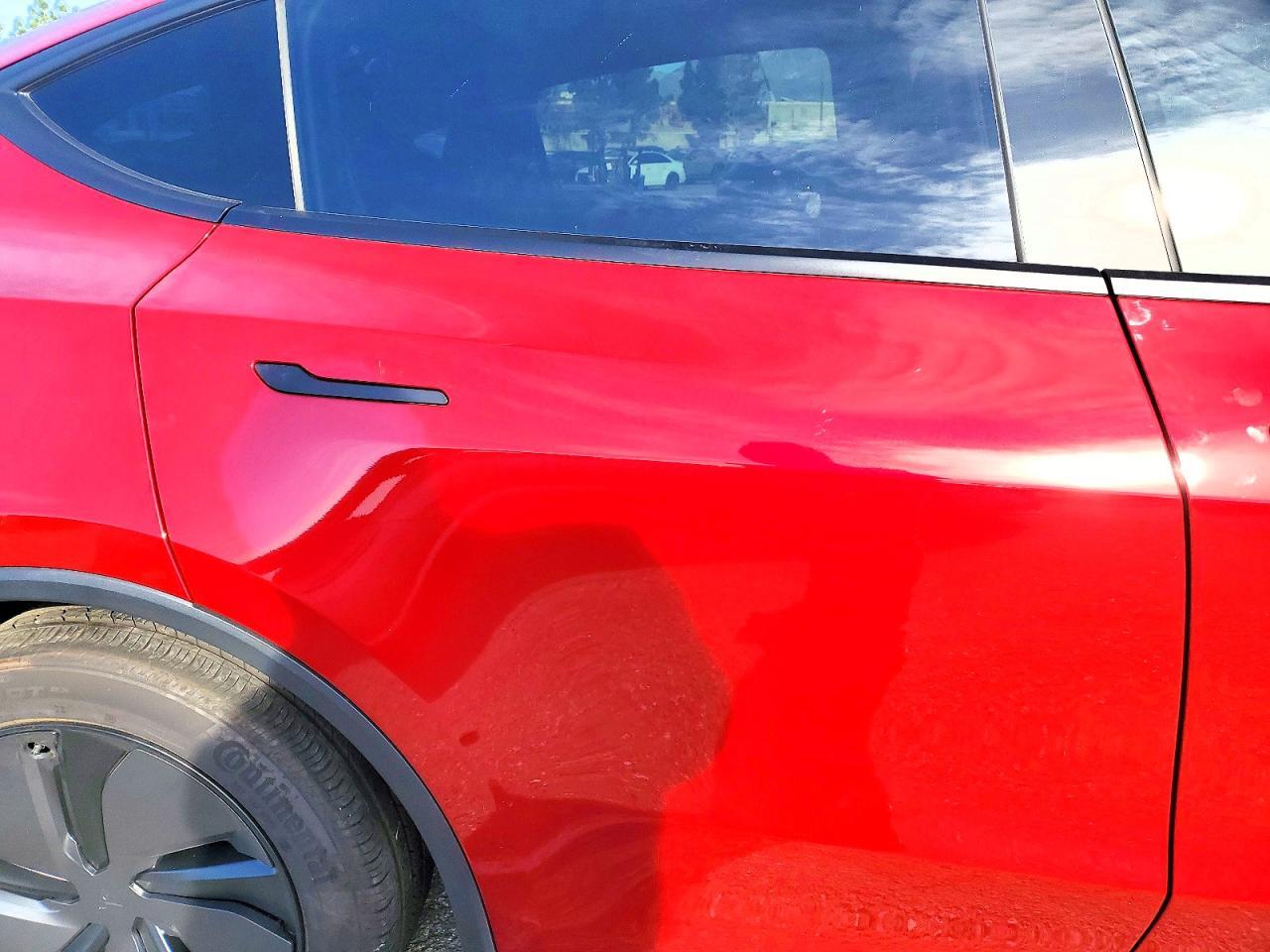 2026 TESLA MODEL Y