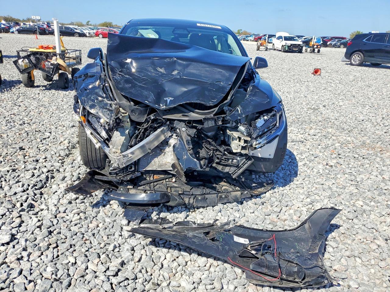 2025 TESLA MODEL 3