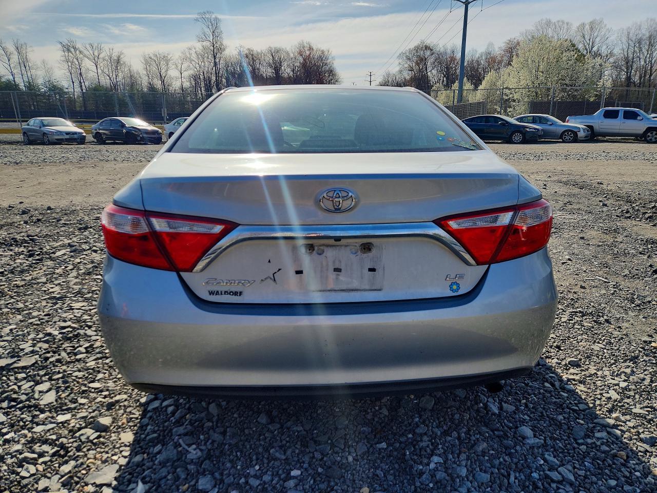 2016 TOYOTA CAMRY
