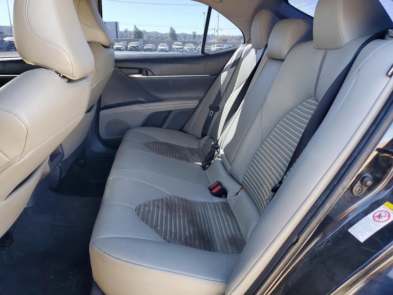 2018 TOYOTA CAMRY