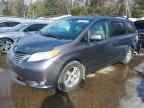 2011 TOYOTA SIENNA