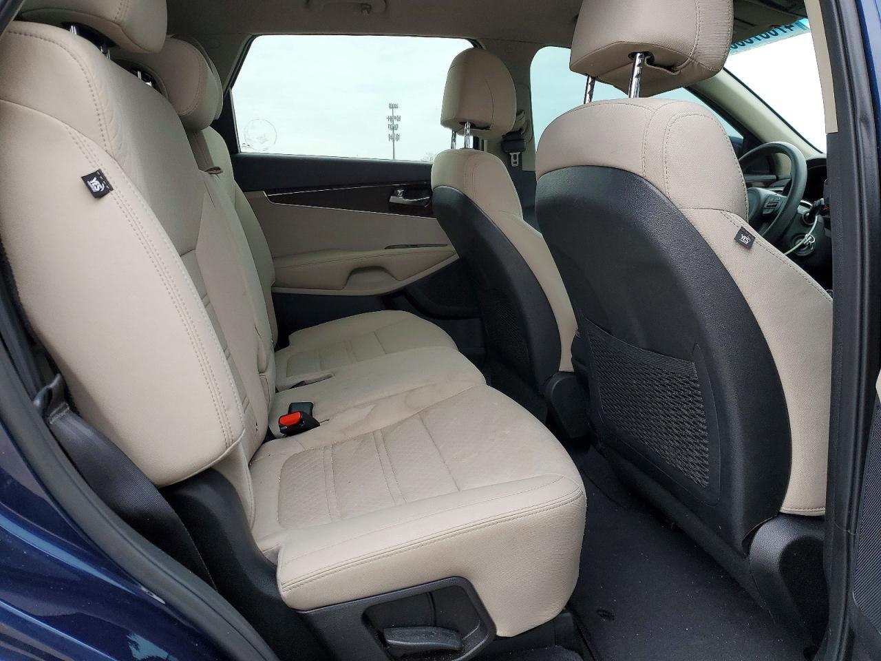 2017 KIA SORENTO