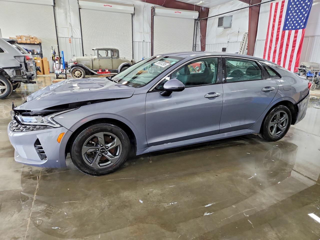 2021 KIA K5