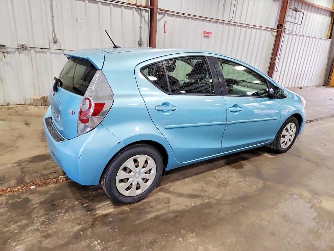 2012 TOYOTA Prius c