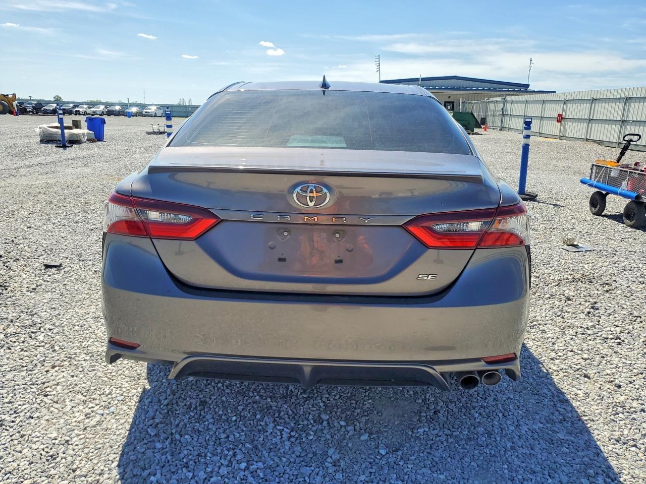 2022 TOYOTA CAMRY