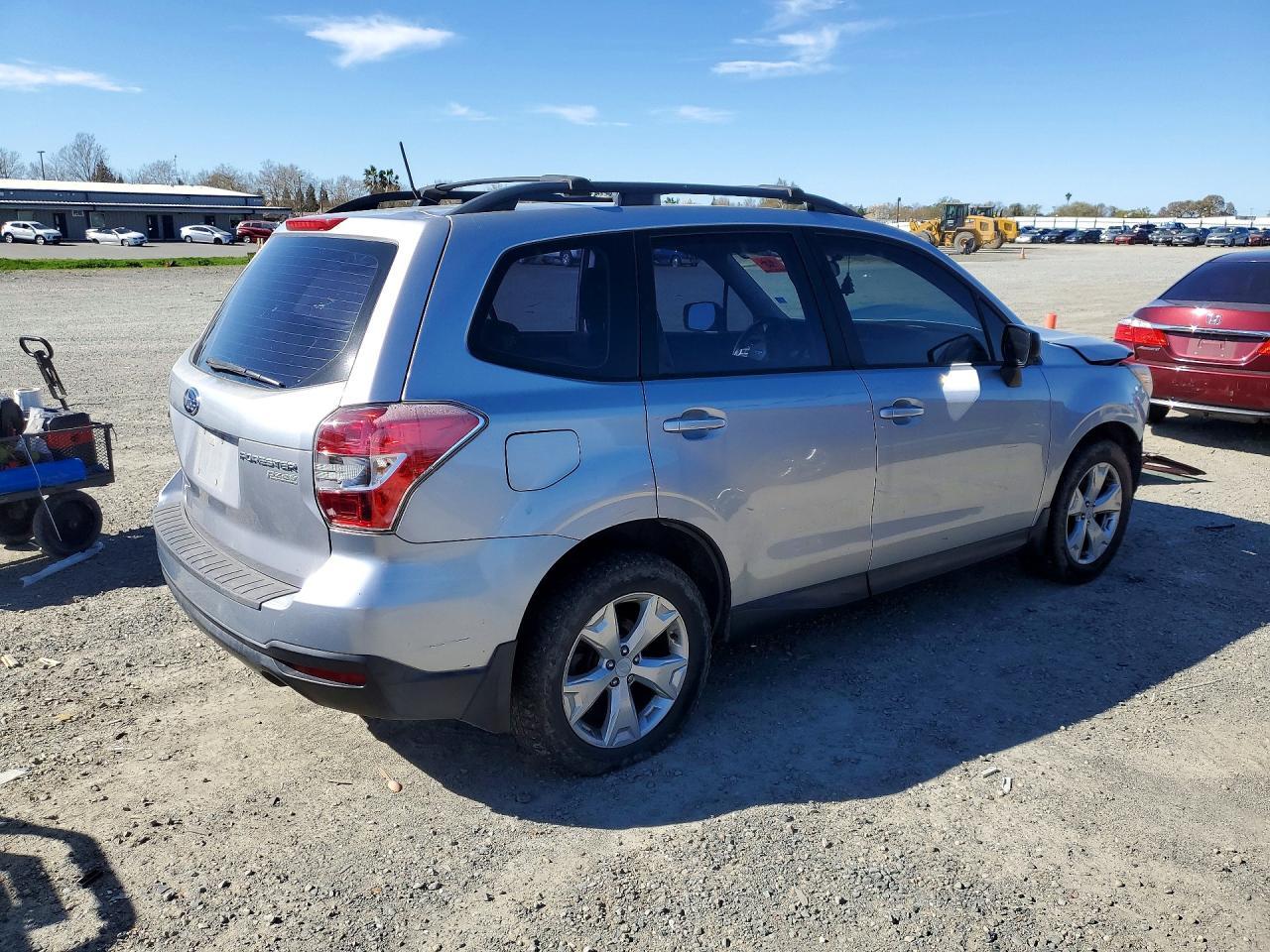 2015 SUBARU FORESTER