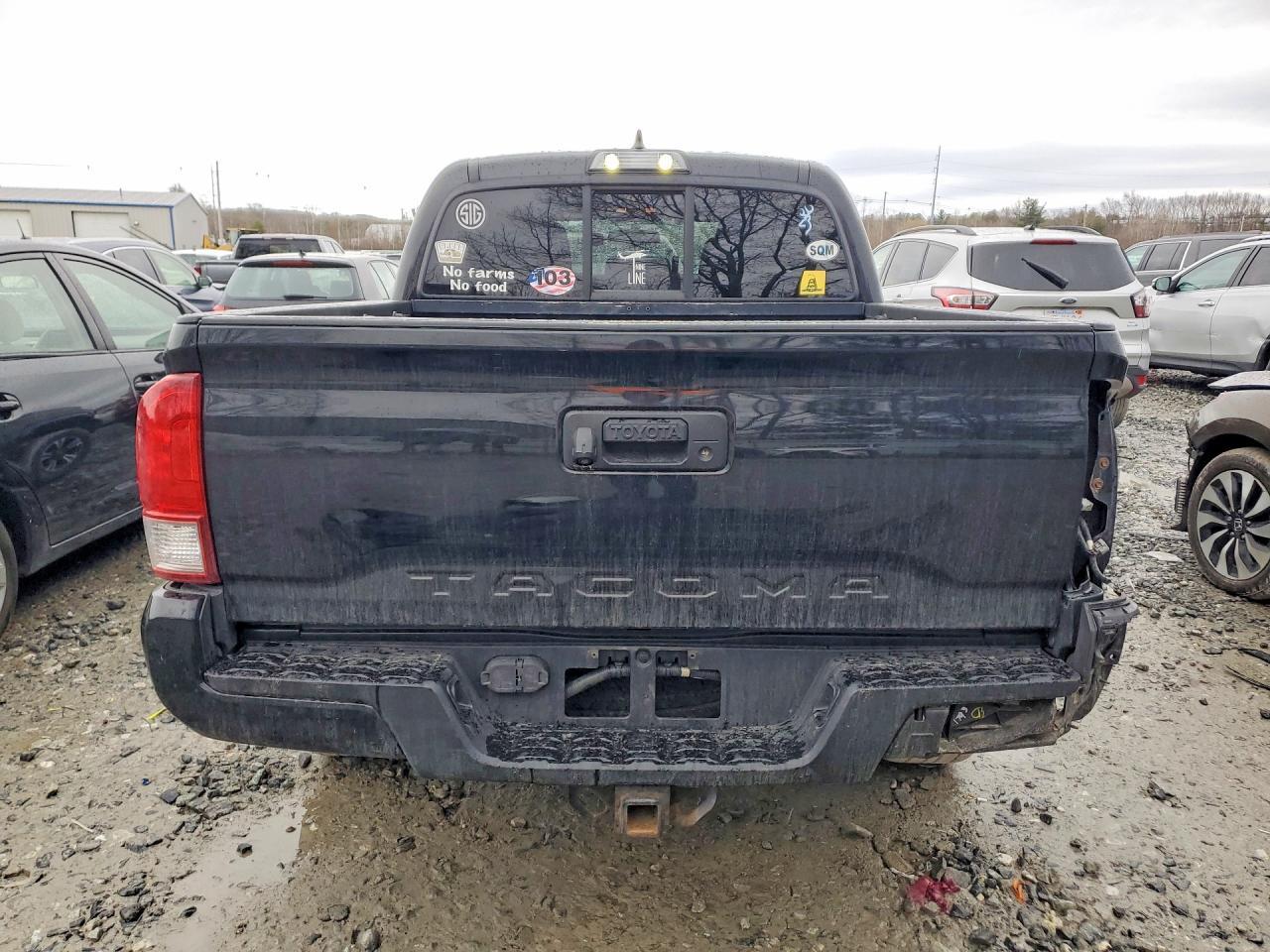 2016 TOYOTA TACOMA
