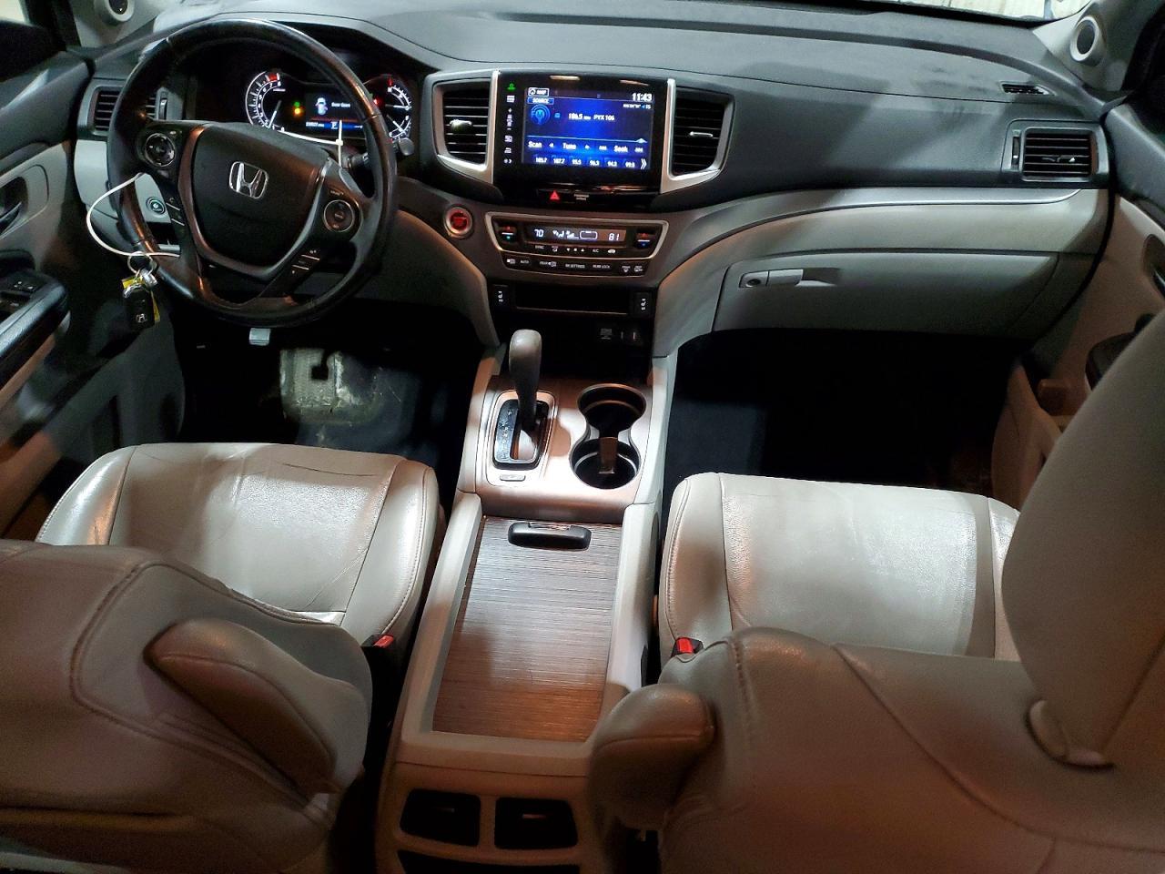 2016 HONDA PILOT