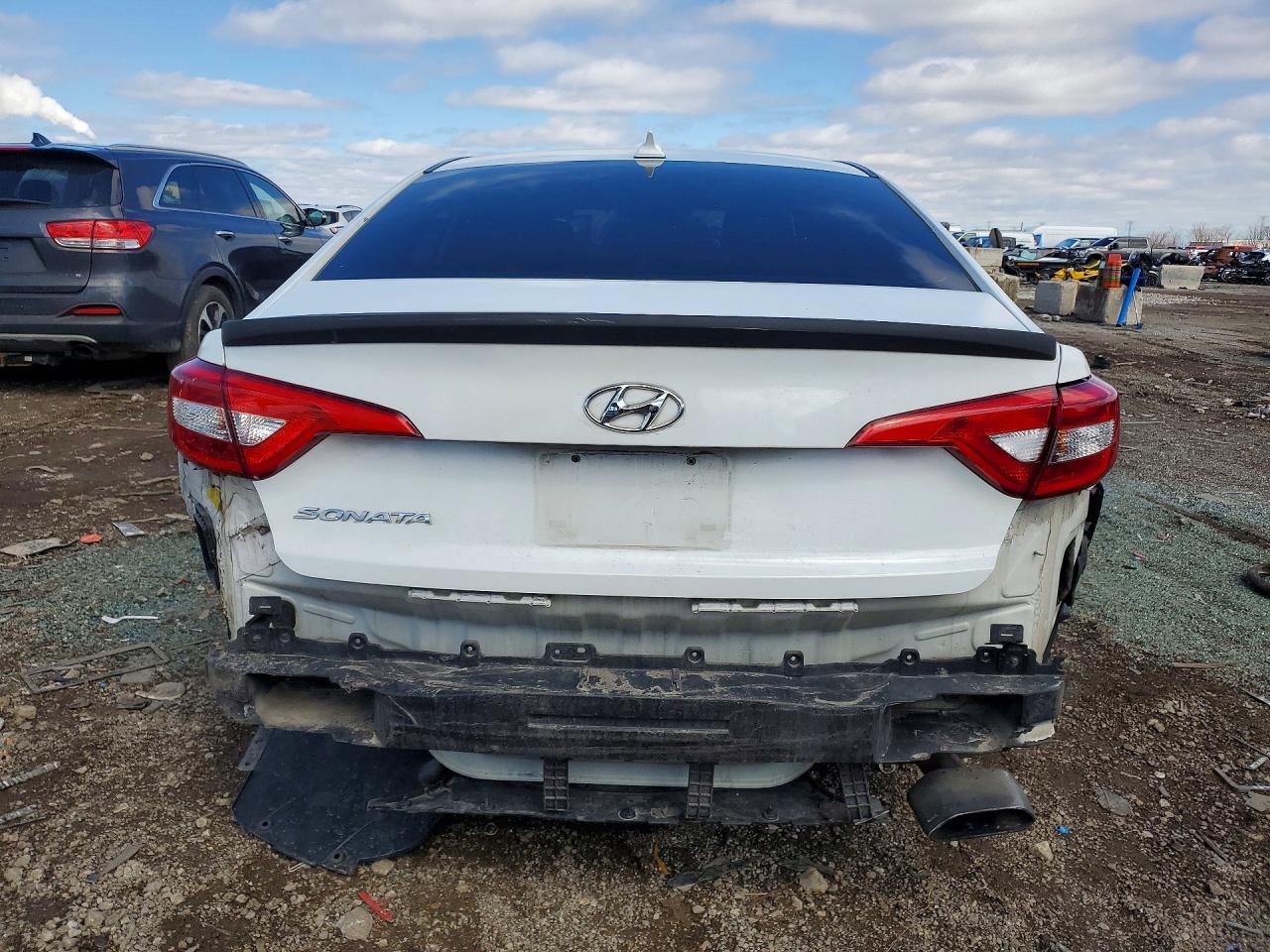 2016 HYUNDAI SONATA