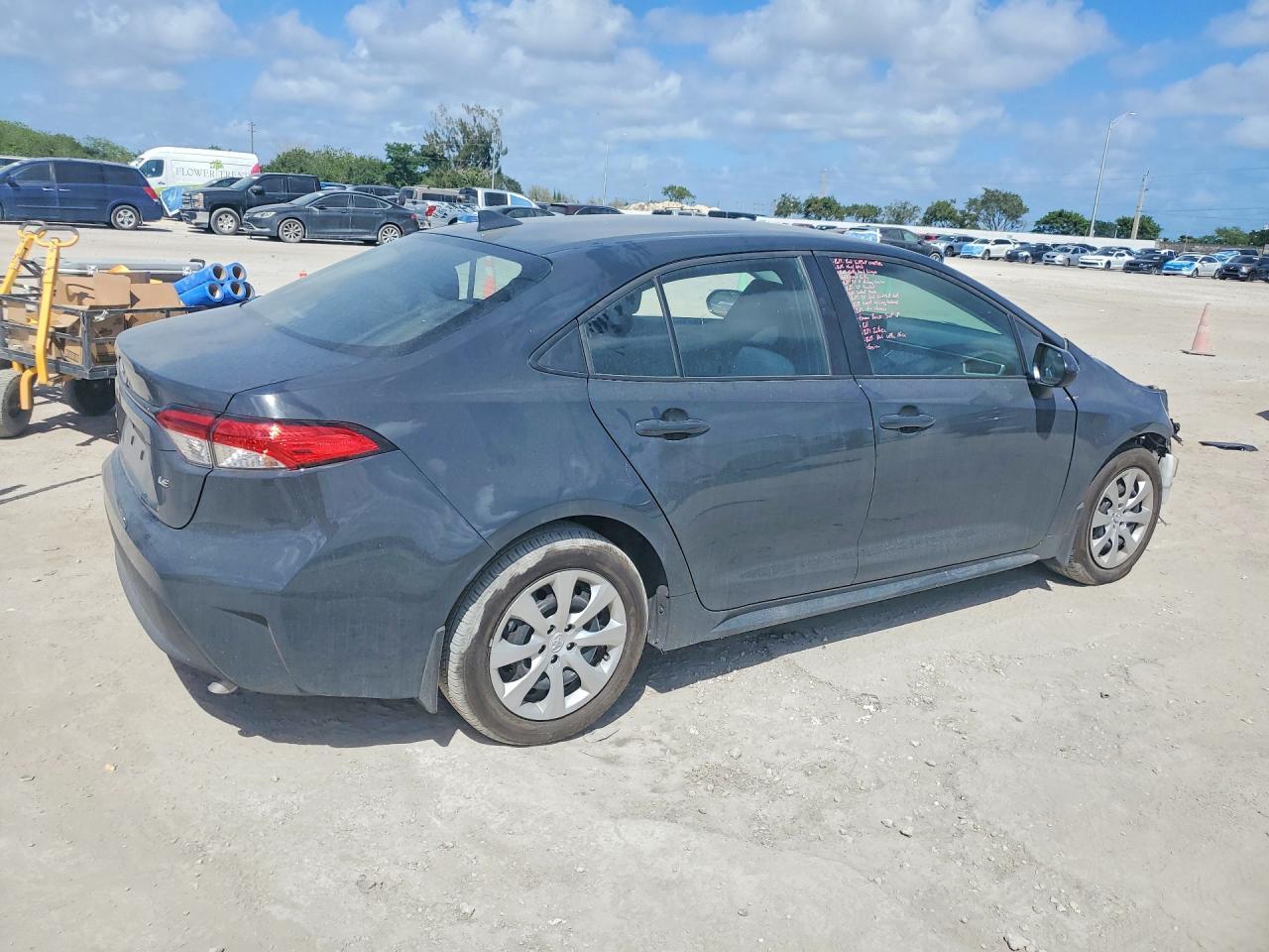 2025 TOYOTA COROLLA
