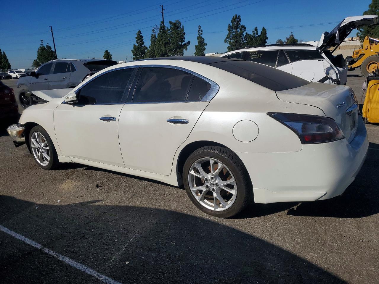 2013 NISSAN Maxima