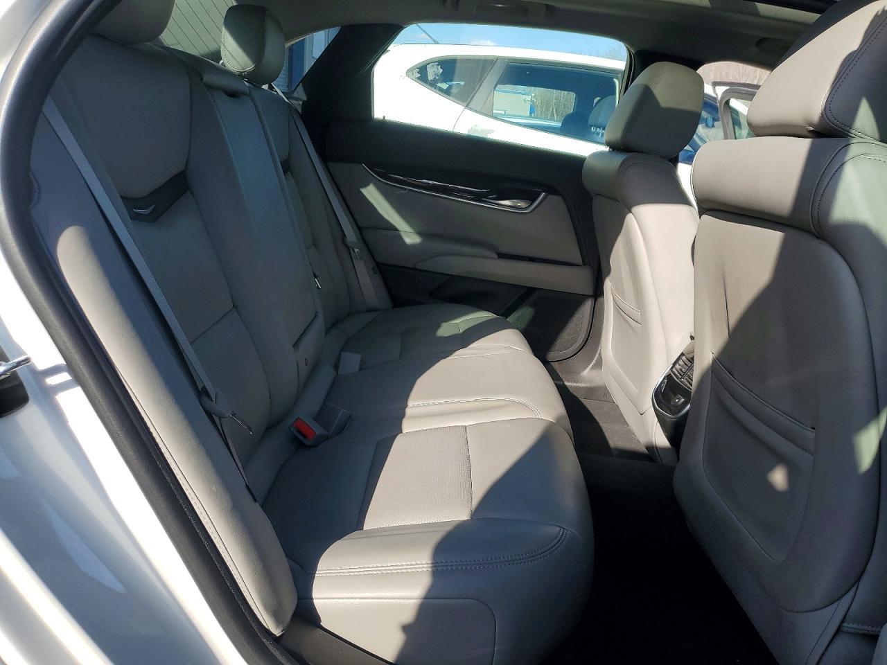 2016 CADILLAC XTS