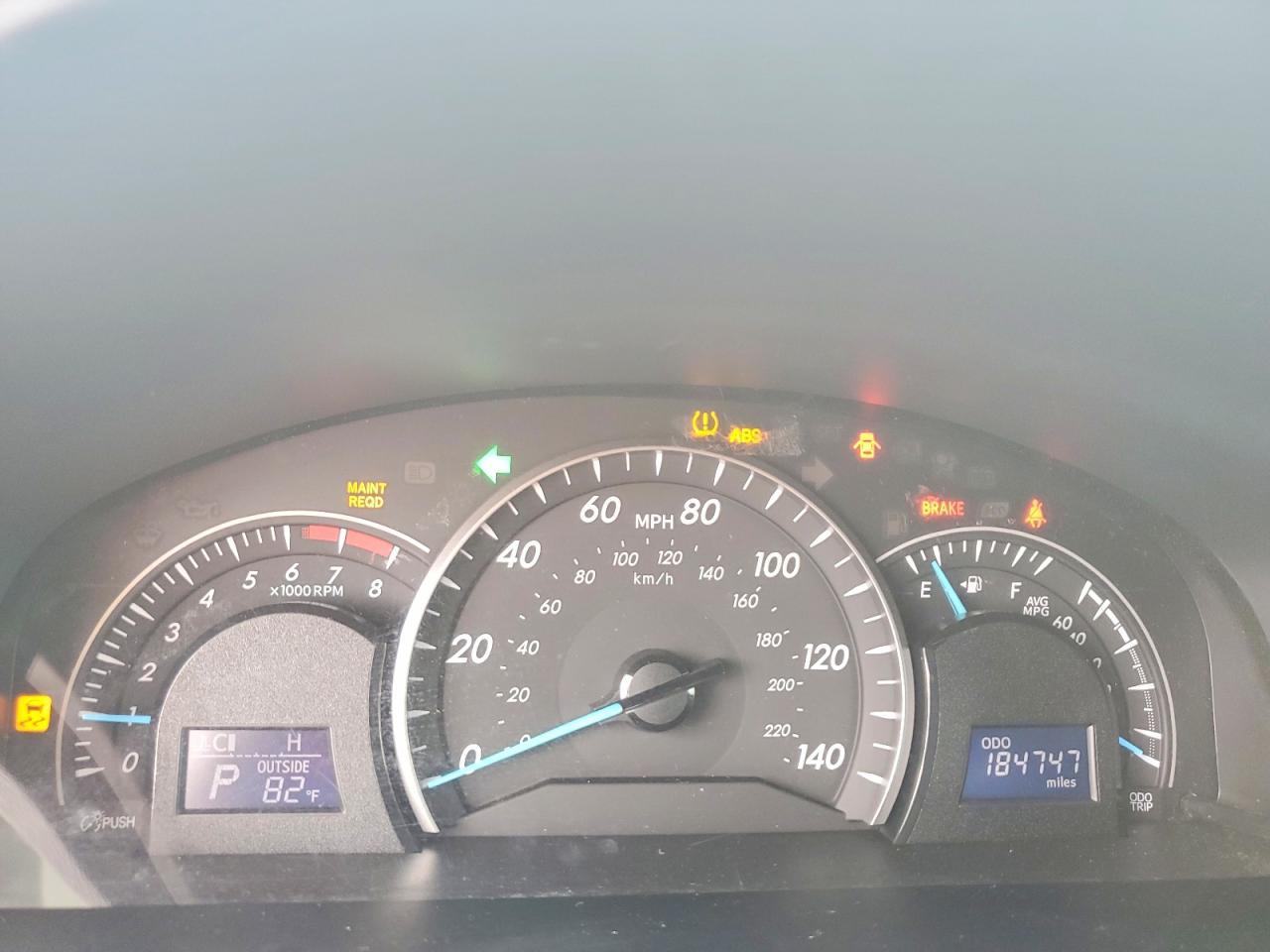 2014 TOYOTA CAMRY