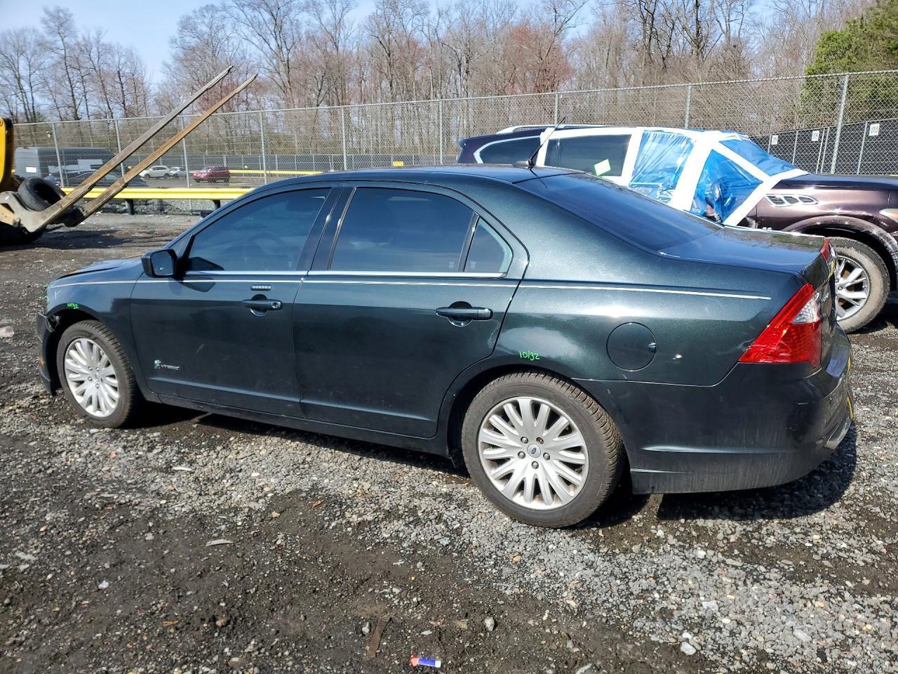 2010 FORD FUSION