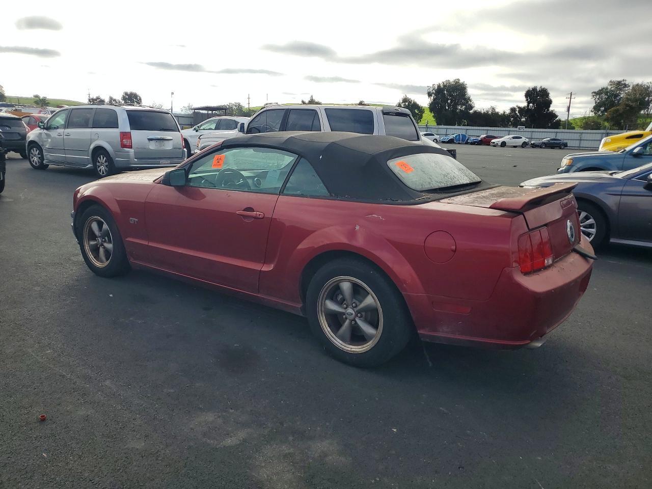 2006 FORD MUSTANG