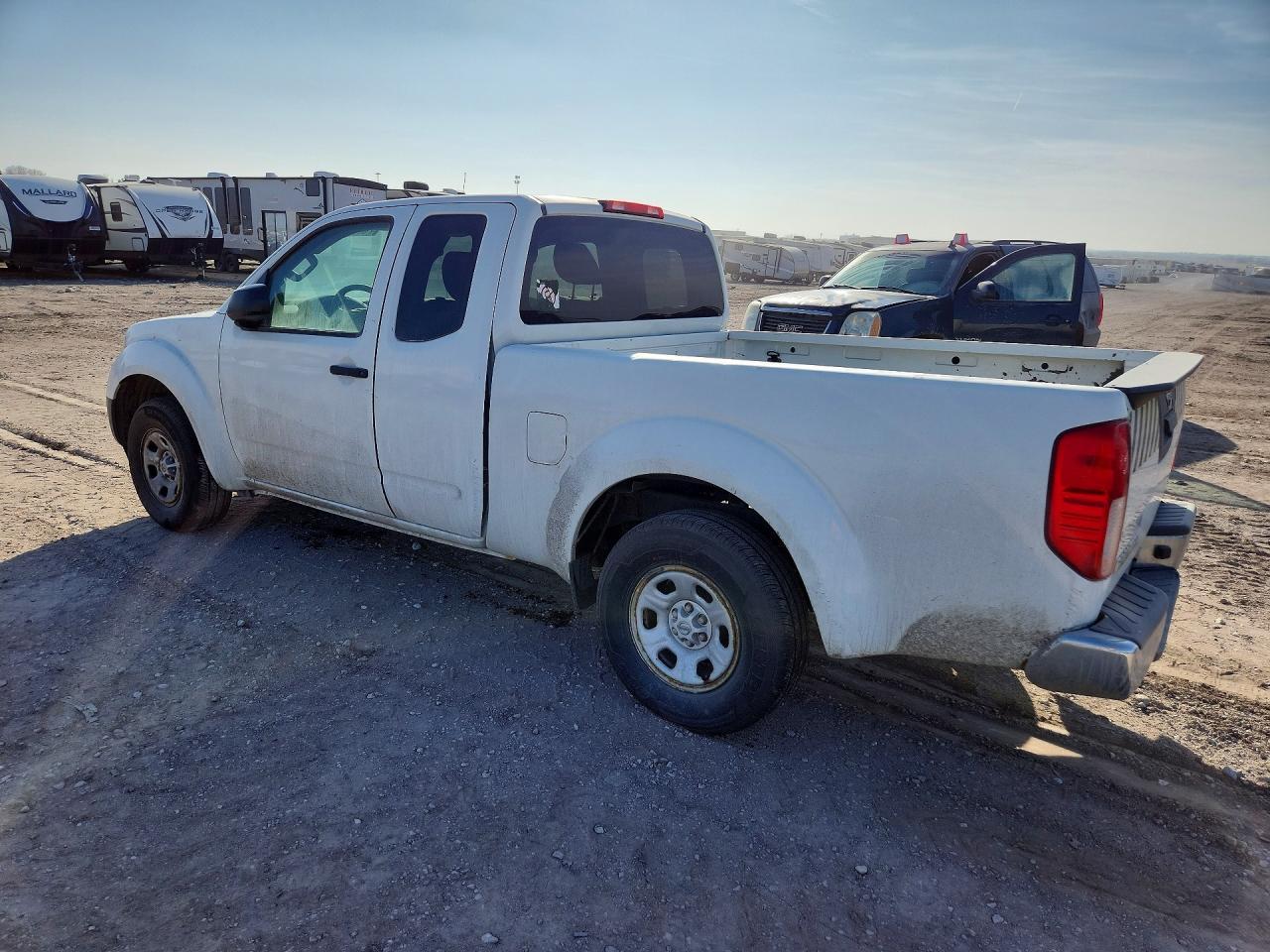 2016 NISSAN Frontier
