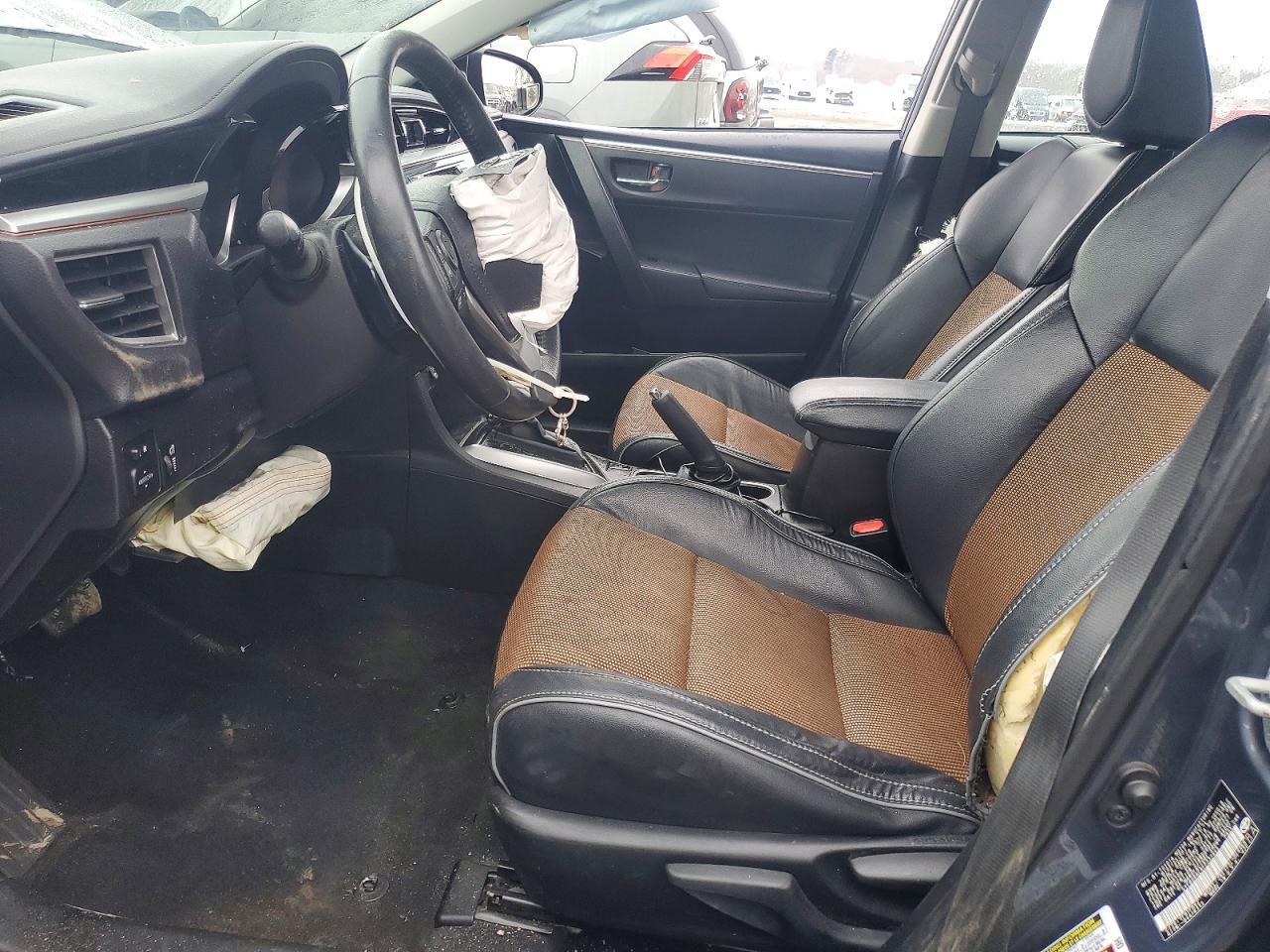 2015 TOYOTA COROLLA