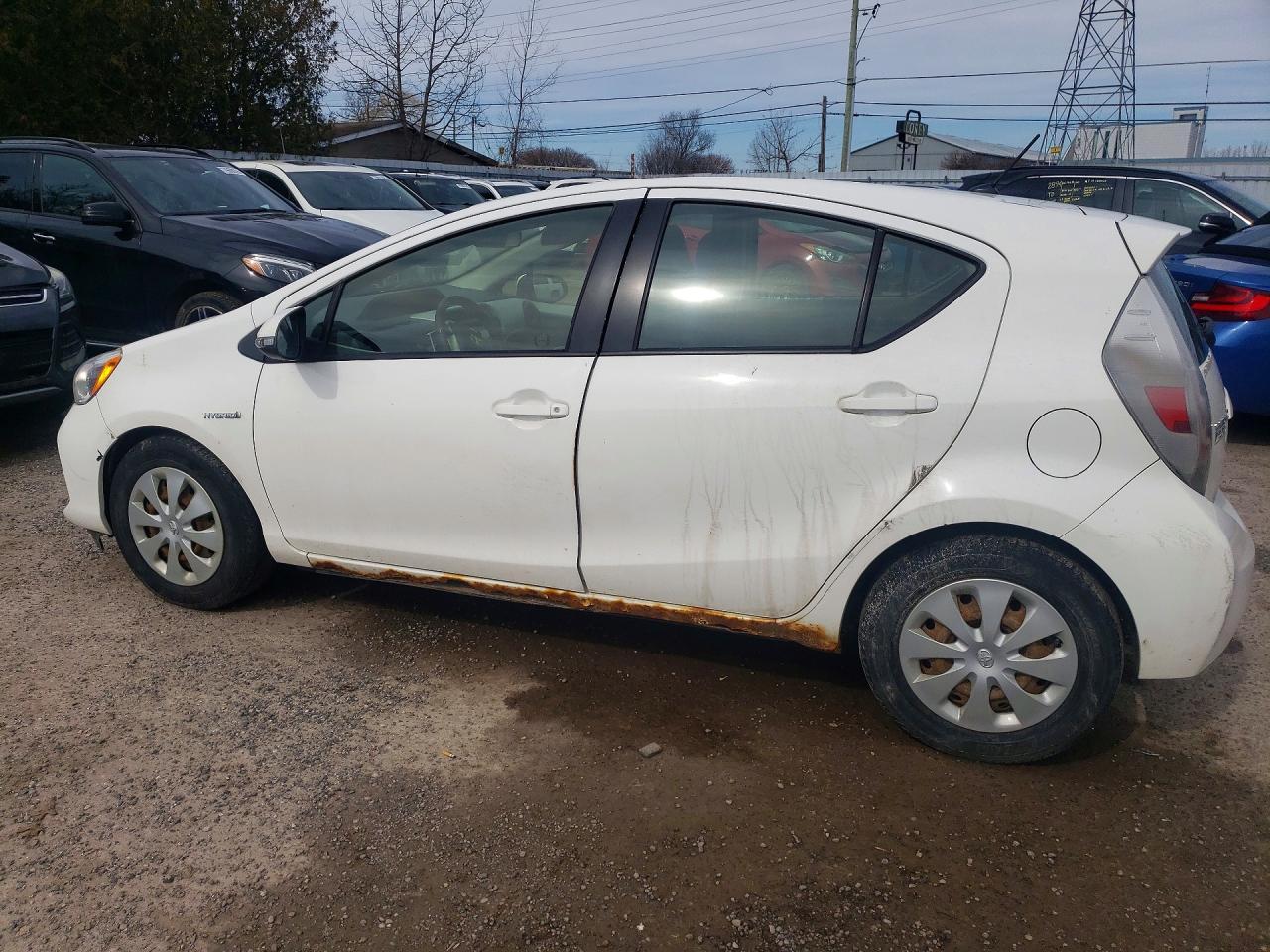 2012 TOYOTA Prius c