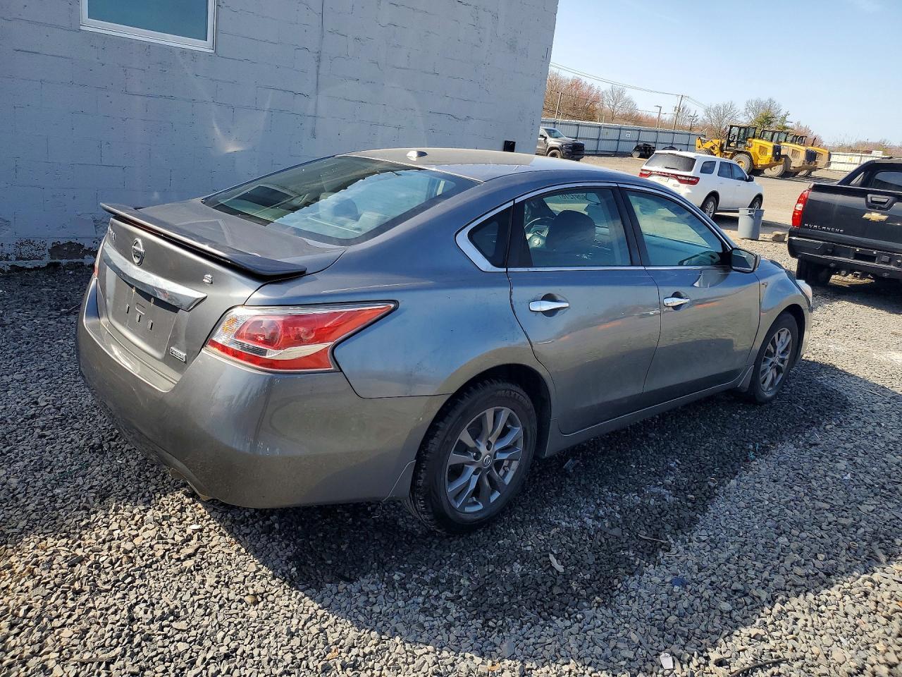 2015 NISSAN ALTIMA