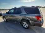 2004 TOYOTA Sequoia