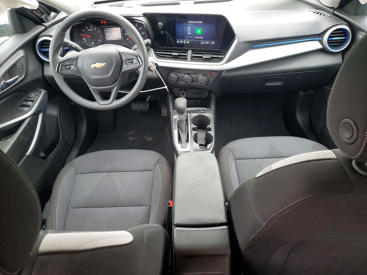2025 CHEVROLET TRAX