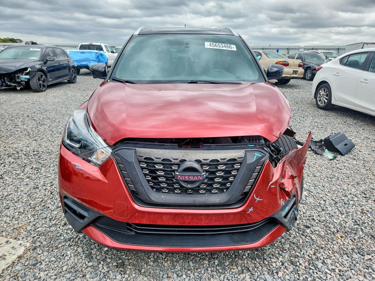 2019 NISSAN KICKS