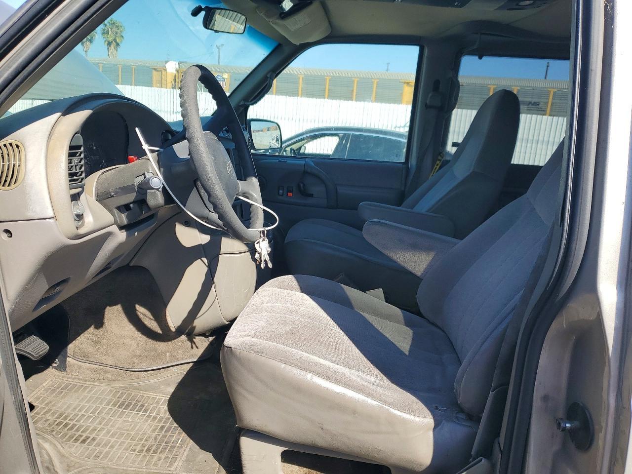 2002 CHEVROLET Astro