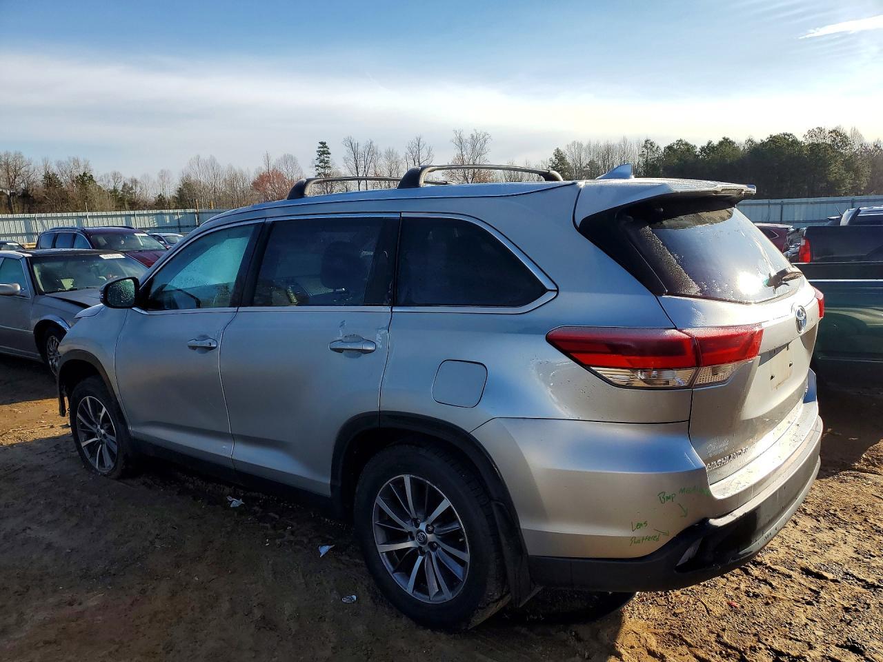 2019 TOYOTA HIGHLANDER